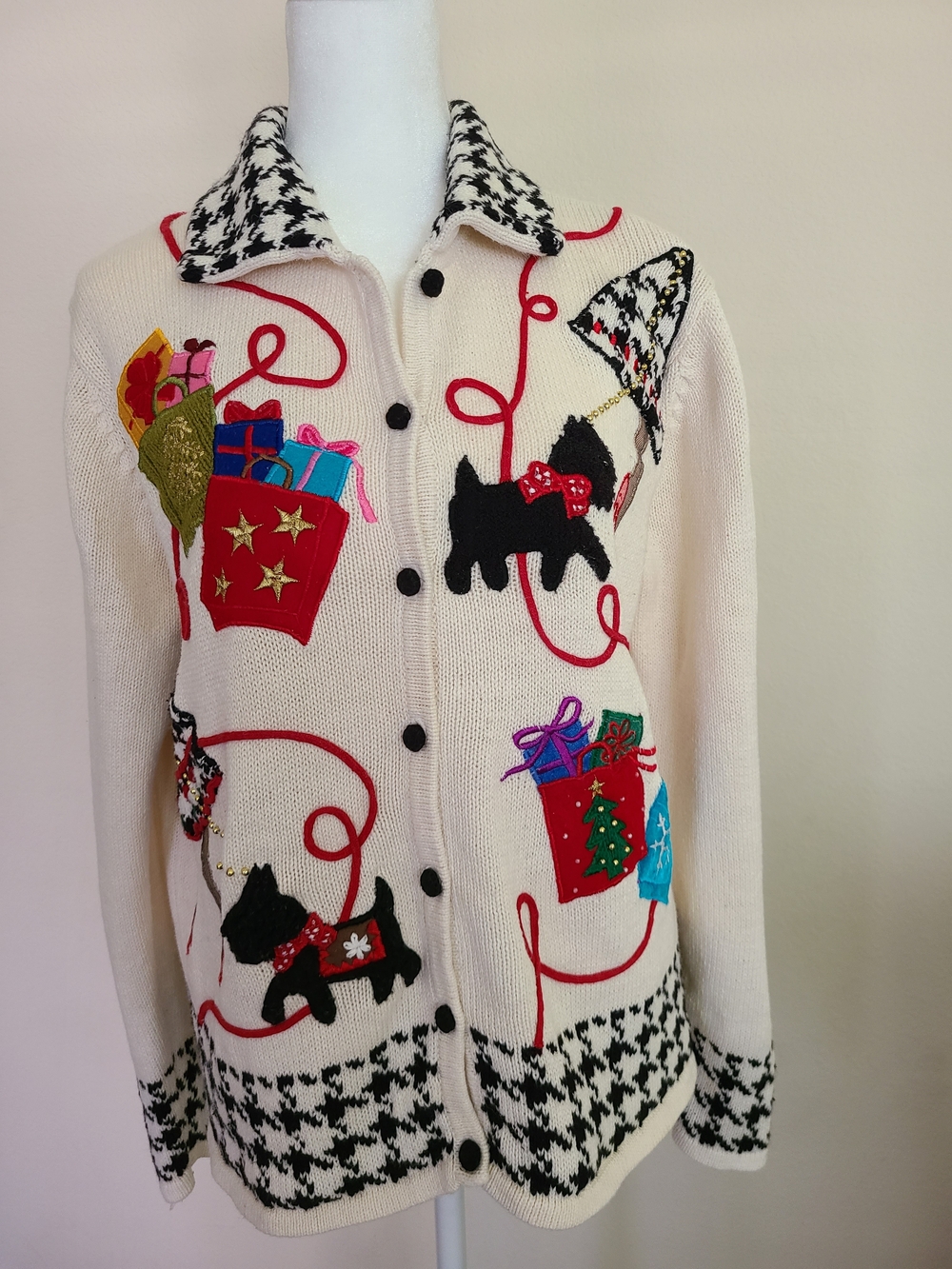 Vintage Studio Joy Christmas Cardigan Sweather Medium Scottie Dog Houndstooth